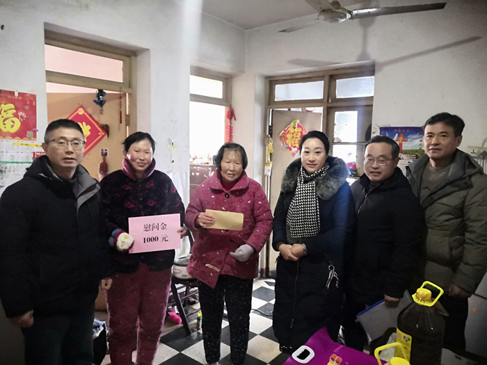 淮粮集团开展春节走访慰问活动