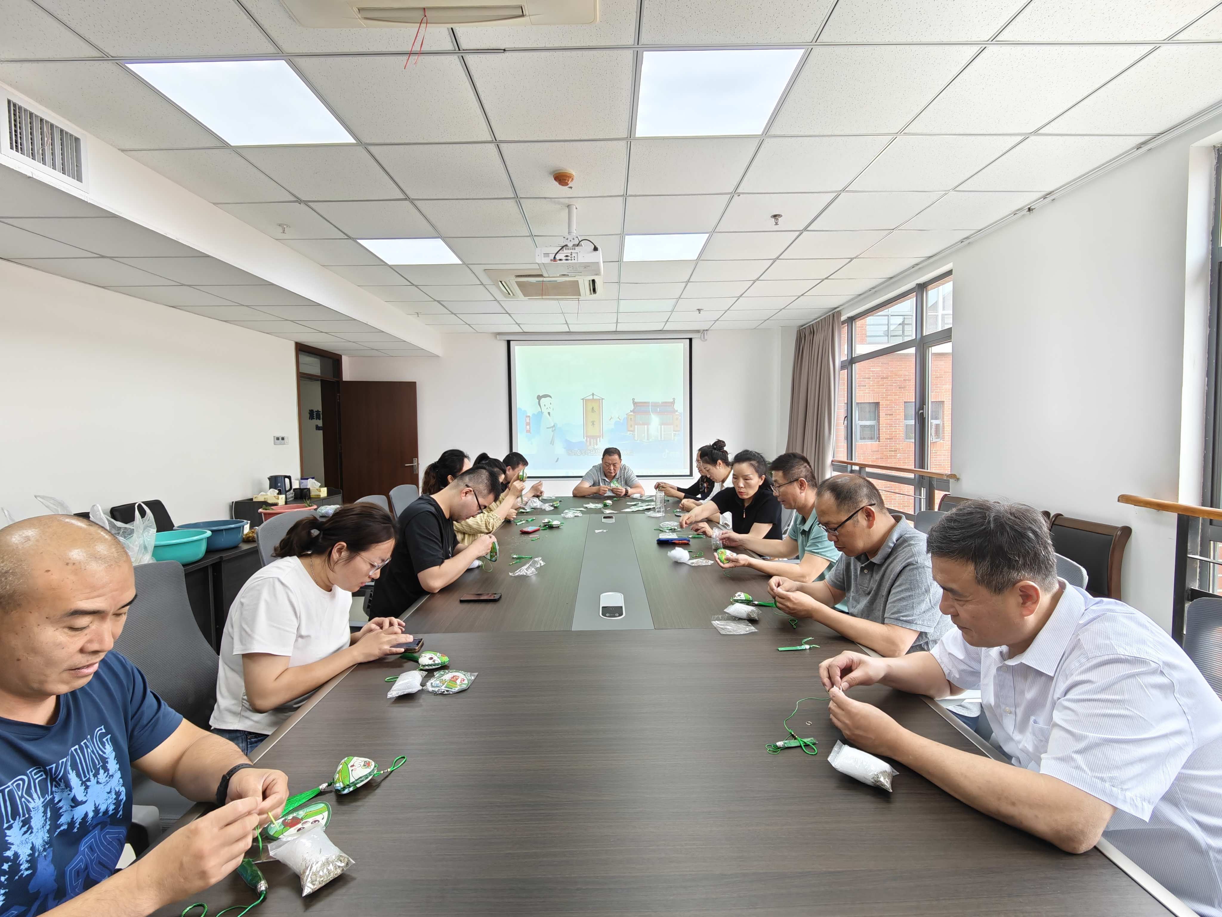 淮粮集团组织开展“端午粽头戏”主题文化活动