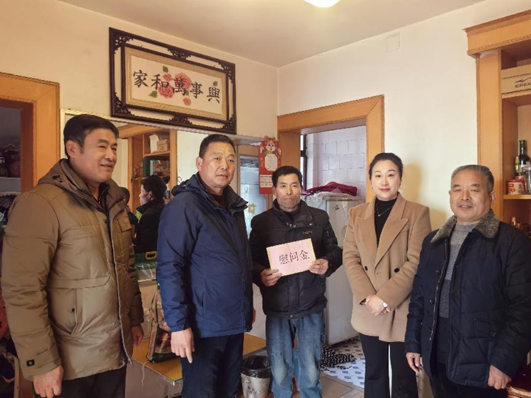 “新春送关怀 慰问暖人心”——淮粮集团开展走访慰问活动