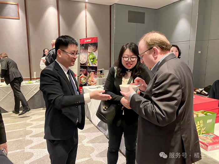 当千年淮河遇见塞纳风情：一碗牛肉汤的中法“美食外交”